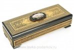 Шкатулка из бересты с родонитом